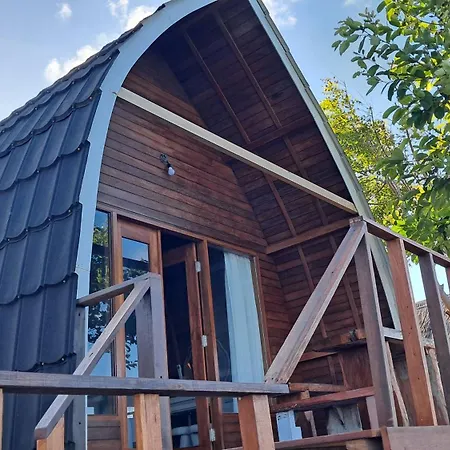 Eco-Tourist Dreamstay Treehouse