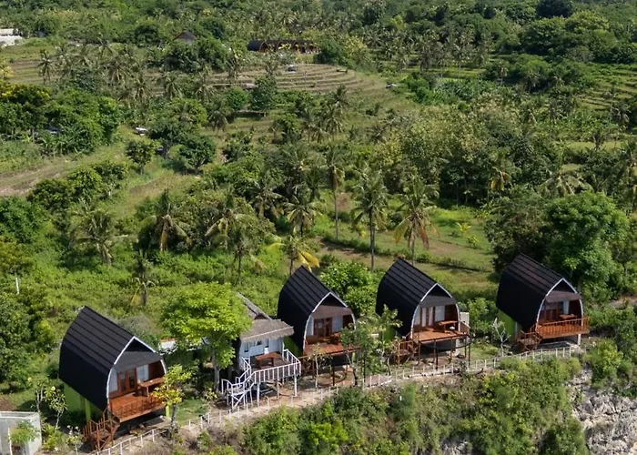 Eco-tourist Dream Cliff